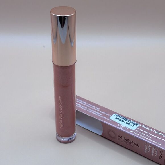 Mineral Fusion Hydro-Shine Lip Gloss Venice 0.15 Ounces - Picture 7 of 8